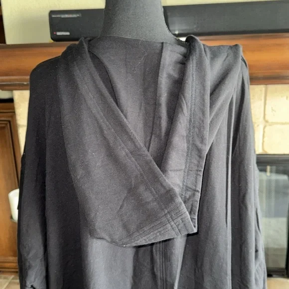 Athleta Mantra Hooded Wrap Sweatshirt
Jacket Cardigan - Picture 11 of 15